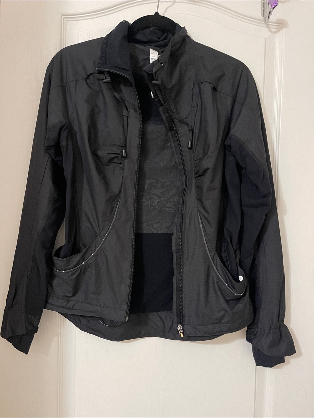 Lululemon wet dry warm jacket size 6 excellent condition